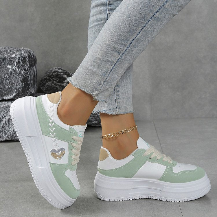 Damen Plateau-Sneaker mit modischer Sohle und komfortabler Dämpfung