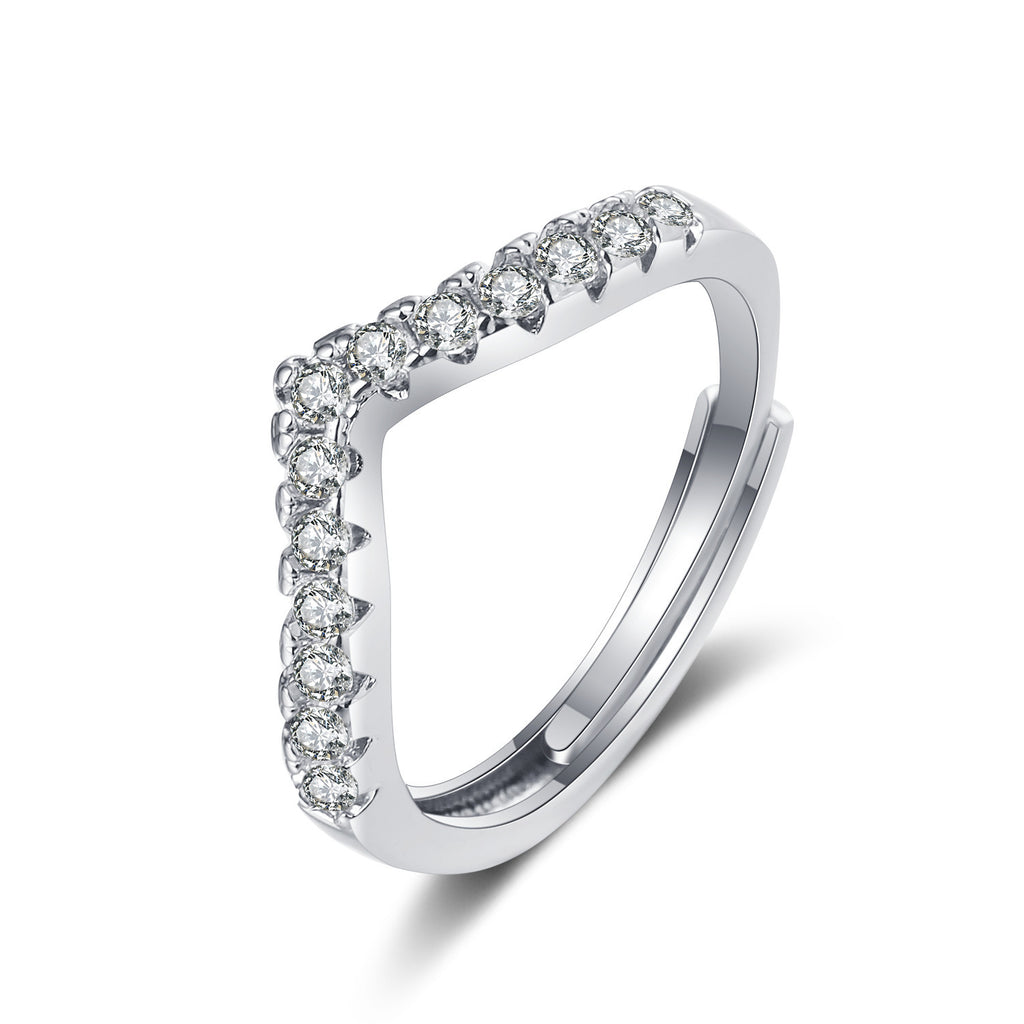 Damenring mit stilvollem, abgerundetem Design und funkelnden Zirkonia Shop Nory