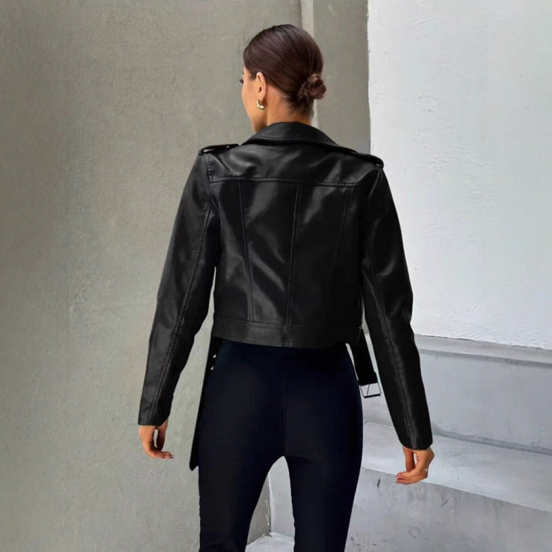 Damen Taillierte Kunstlederjacke mit asymmetrischem Reißverschluss