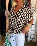 Damen nan kurzärmeliges geometrisches Blusenshirt mit Knotenbund und Stehkragen
