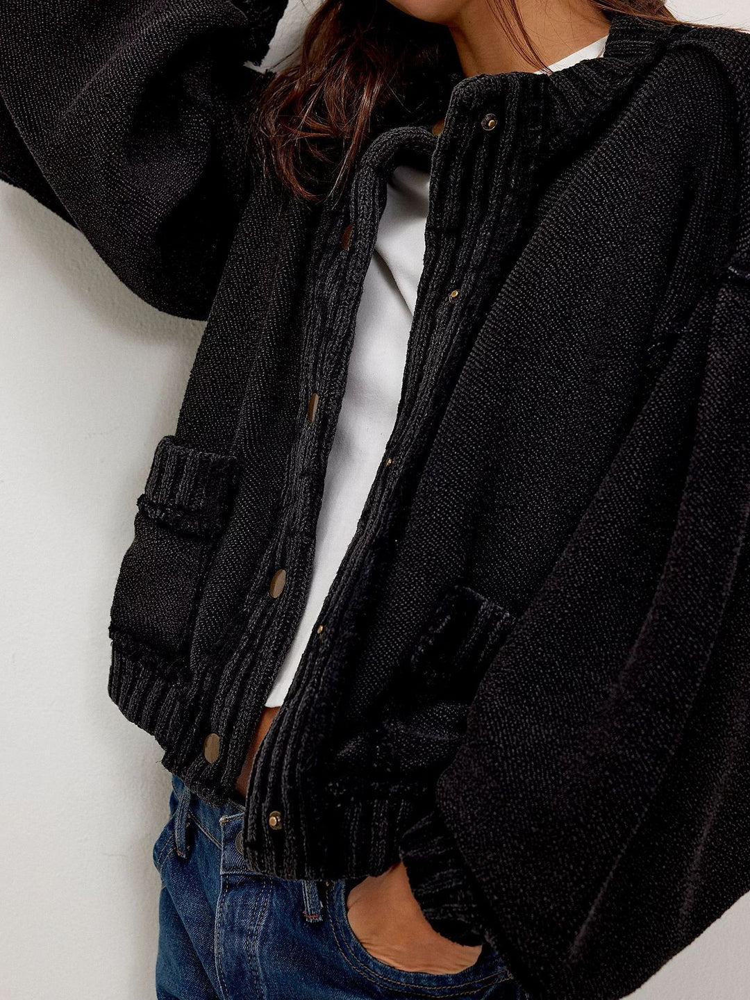 Damen Modische Strickjacke mit Knopfdetails