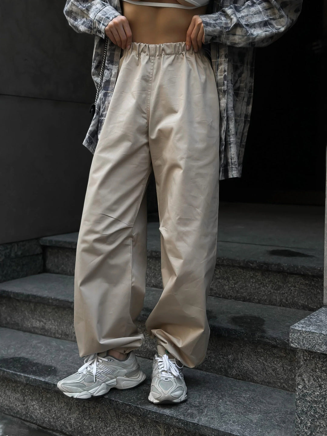 Damen Weite High‑Waist Loungehose aus leichtem Twill mit elastischem Gummibund Shop Nory