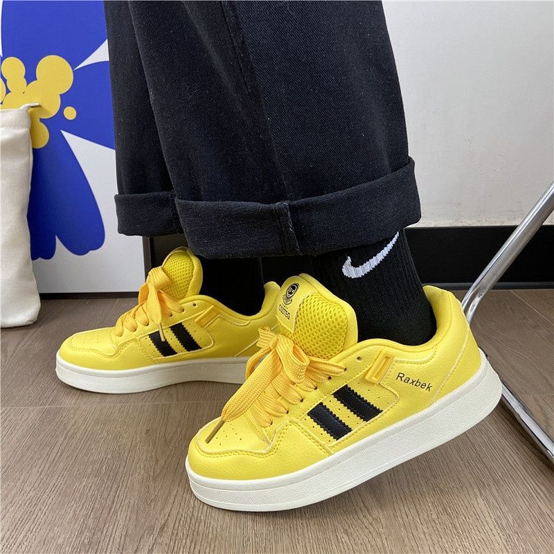 Damen modische Sneakers mit atmungsaktiven Mesh-Einsätzen und rutschfester Sohle