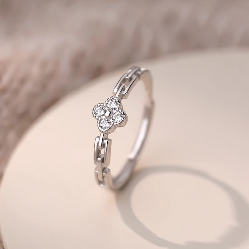 Damen feiner Ring mit elegantem Zirkonia-Akzent Shop Nory