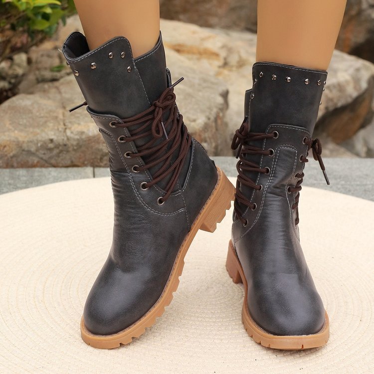 Damen Schnürstiefel im Combat-Stil mit Nietenbesatz und griffiger Profilsohle Shop Nory