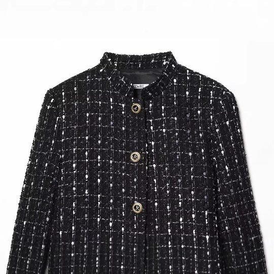 Damen kurze Bouclé‑Tweed‑Jacke mit Stehkragen, Zierknöpfen und Pattentaschen Shop Nory