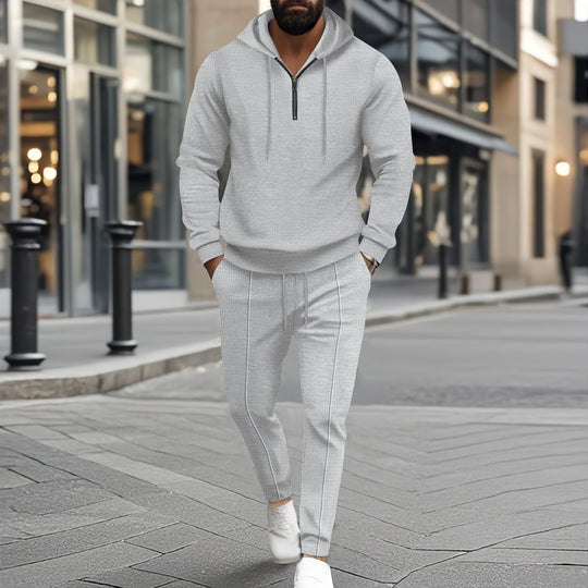 Herren nan strukturiertes Halbzip-Kapuzenloungewear-Set mit tapered Jogpants und Kordelzug Shop Nory
