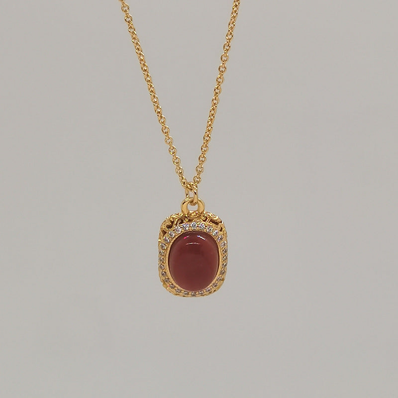 Damen elegante Halskette mit ovalem grünen Anhänger und funkelnden Zirkonia Shop Nory