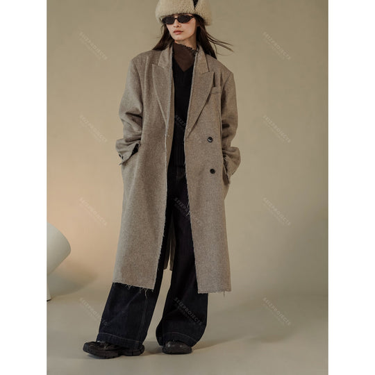 Damen Boxy Langmantel aus Wollmix mit ausgefransten Kanten und Doppelreiher Shop Nory