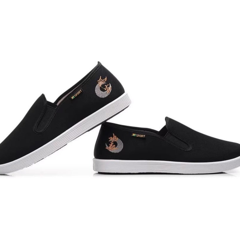 Herren Baumwoll-Slip-On mit gesticktem Motiv und rutschfester Gummisohle Shop Nory