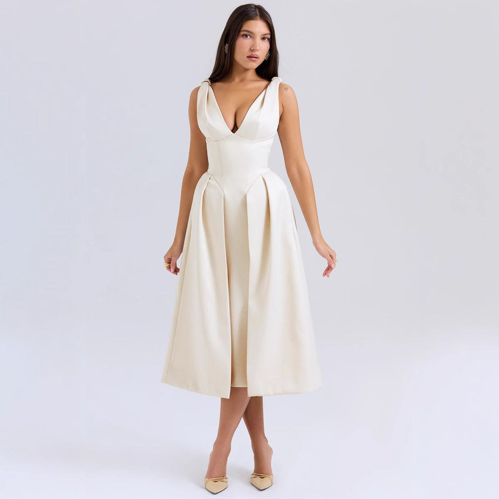 Damen Maxikleid mit elegantem V-Ausschnitt und strukturiertem Rock Shopnory