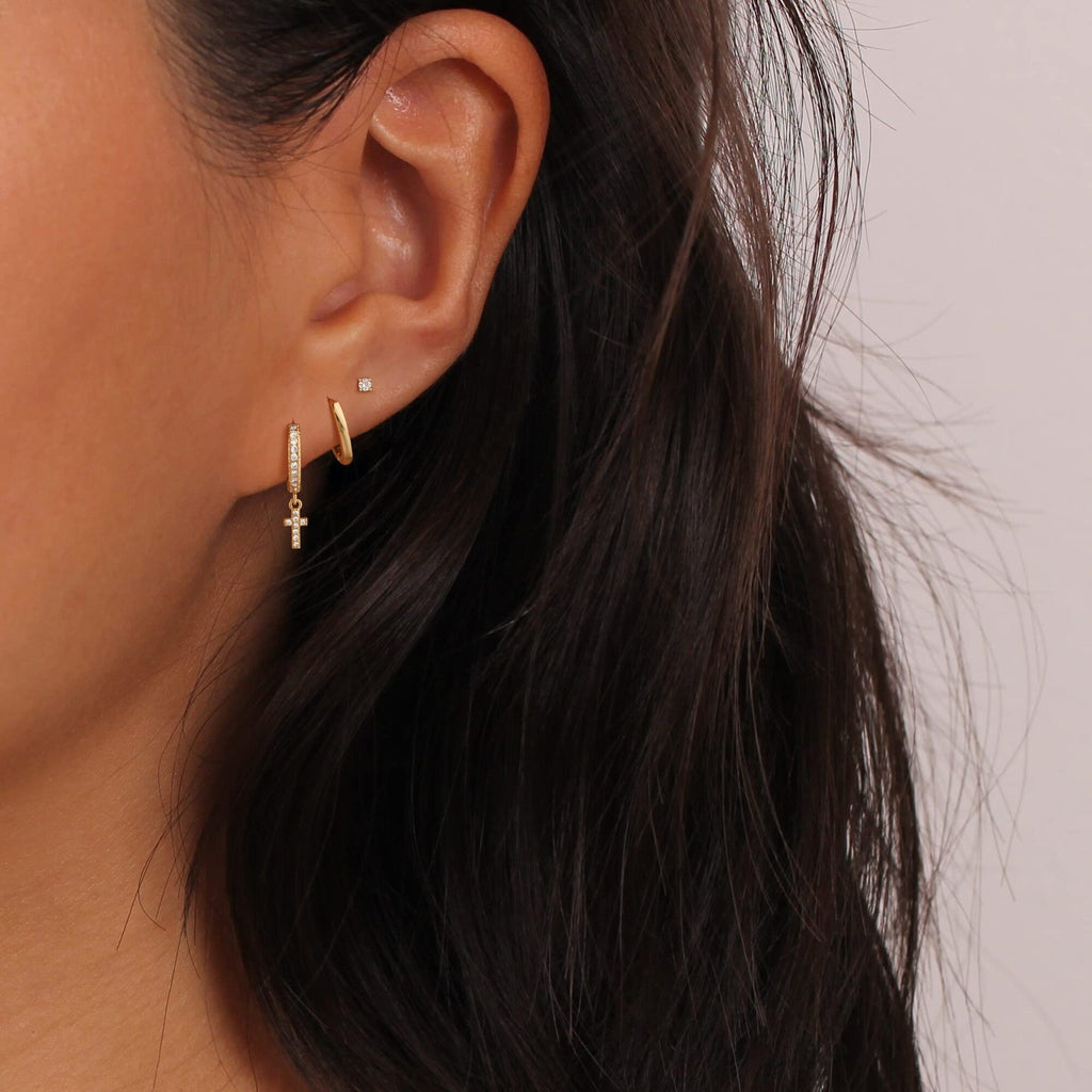 Damen Ohrschmuck-Set mit eleganten Creolen und funkelnden Zirkonia Shop Nory