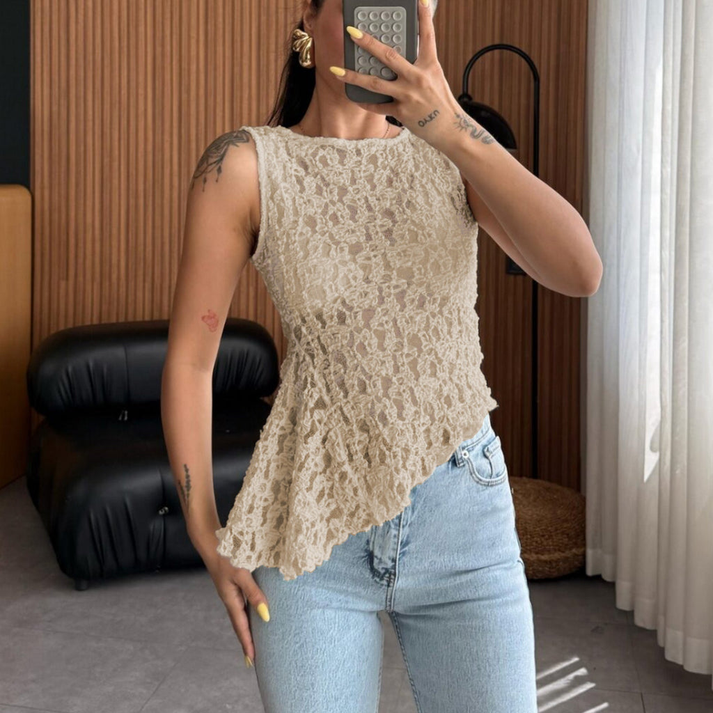 Damen Spitzenoberteil mit femininem Schnitt und floralen Details