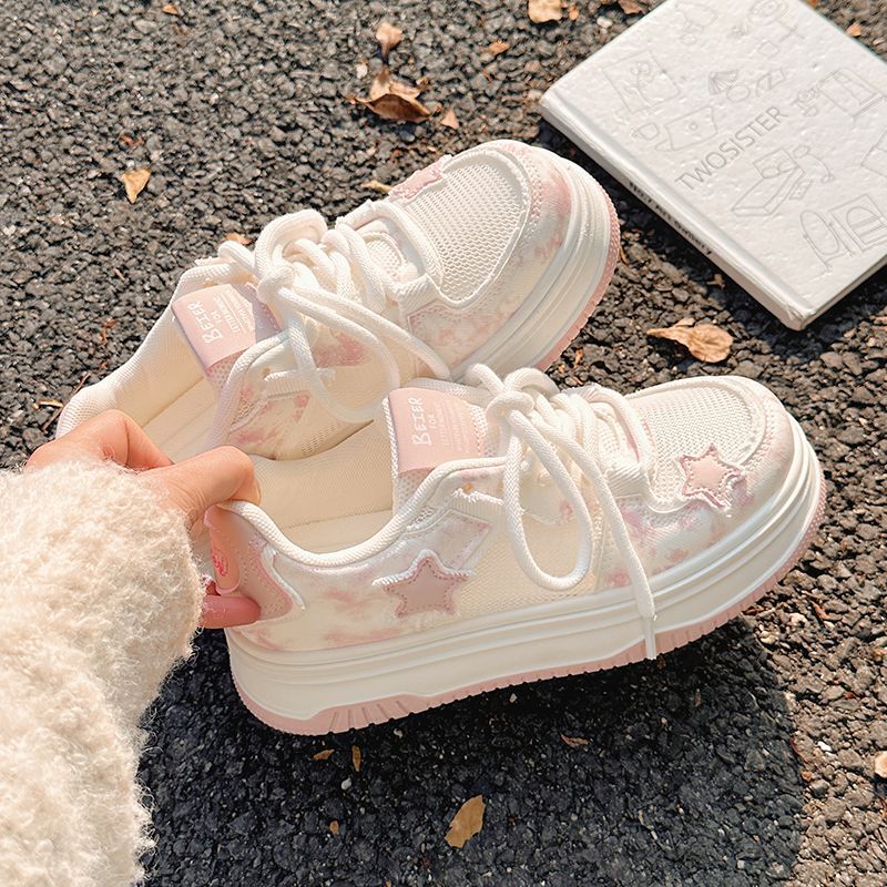 Damen Volumen‑Sneaker mit dekorativen Sterneinsätzen, Multi‑Layer‑Plateau und atmungsaktiver Mesh‑Konstruktion Shop Nory