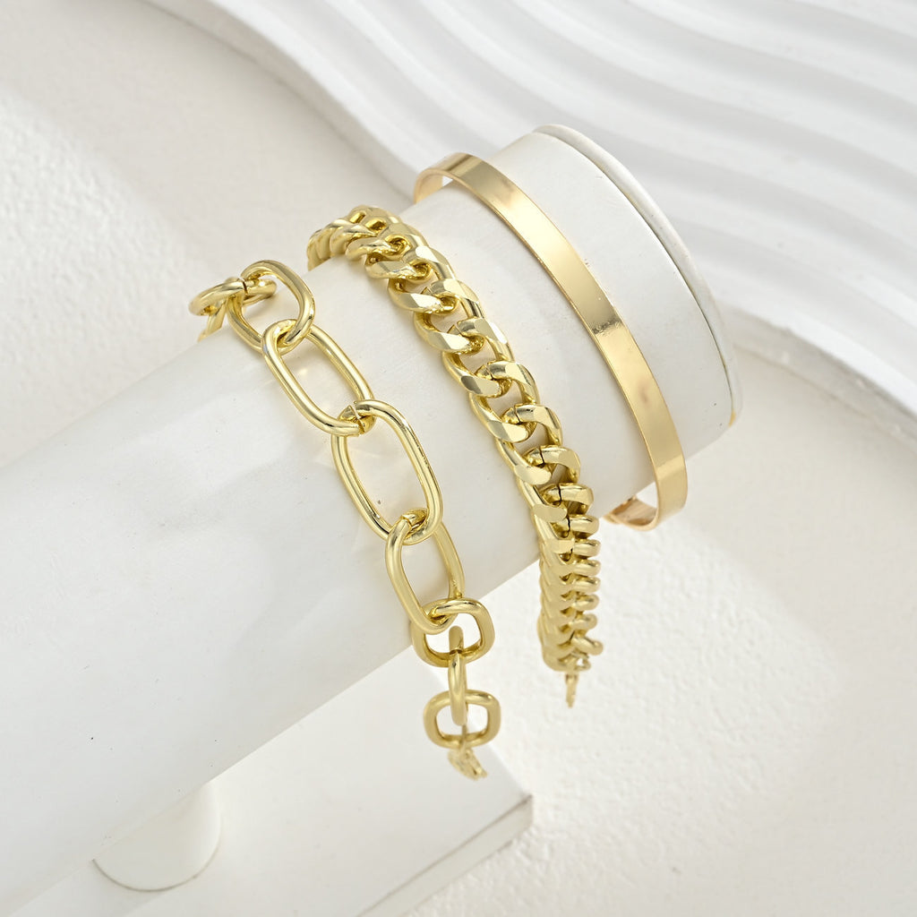 Damen vielseitiges Armreif-Set mit modernen Kettenstrukturen Shop Nory