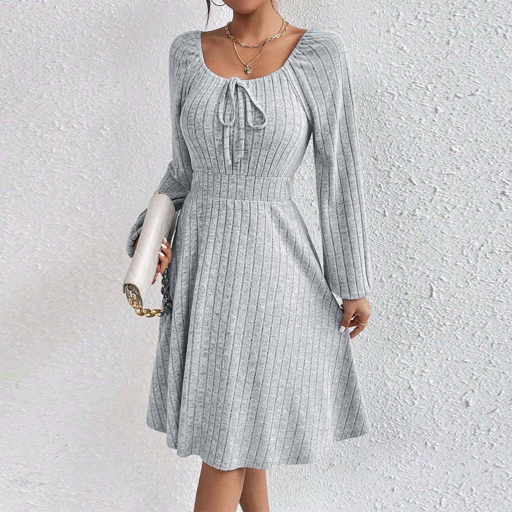 Damen geripptes Strickkleid mit taillierter Korsagenoptik, U-Boot Ausschnitt und A-Linien Rock Shop Nory
