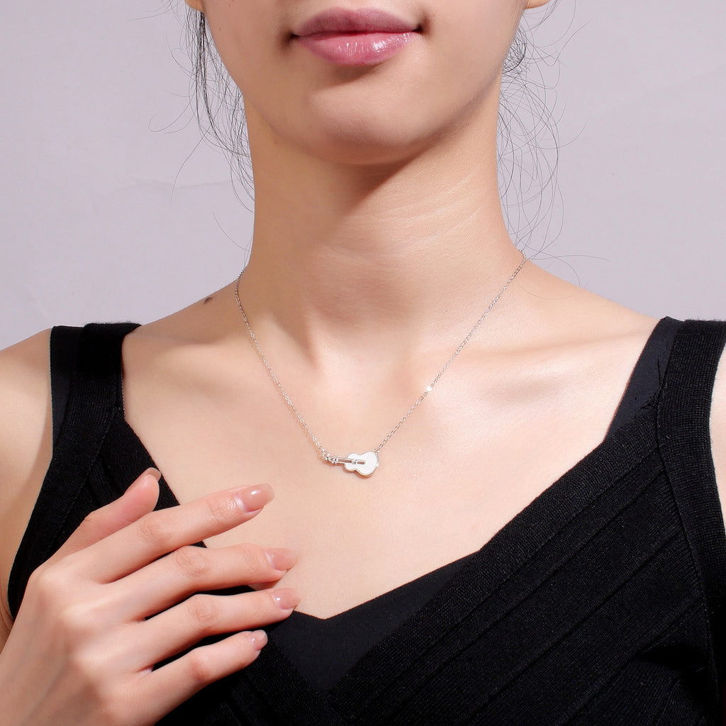 Damen elegante Halskette im Gitarren-Design mit funkelndem Zirkonia Shop Nory