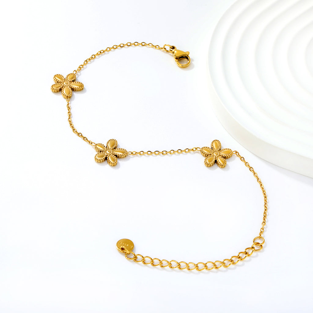 Damen Armband mit eleganten Blumenmotiven und verstellbarem Verschluss Shop Nory