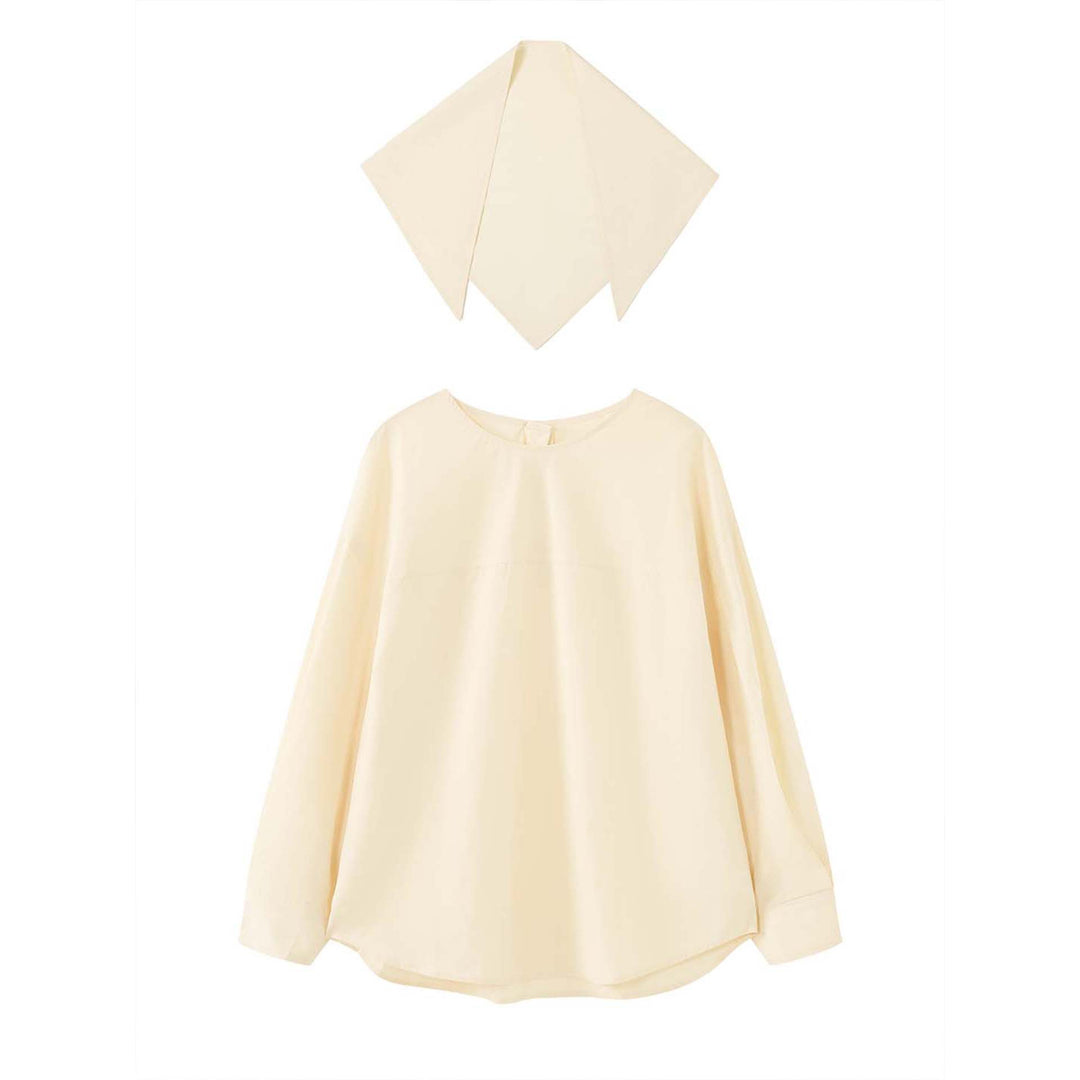 Damen Locker geschnittene Baumwollbluse mit gewickeltem Schalkragen und weiten Manschetten Shop Nory