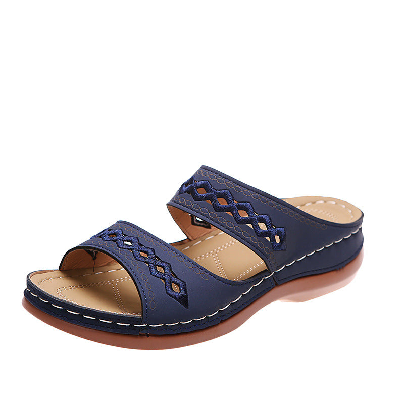 Damen Bequeme Leder-Sandalen mit dekorativem Lochmuster
