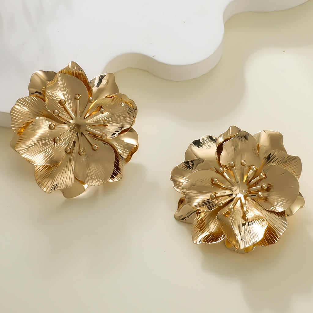 Damen Ohrstecker im luxuriösen floralen Design mit Kunstperlen Shop Nory