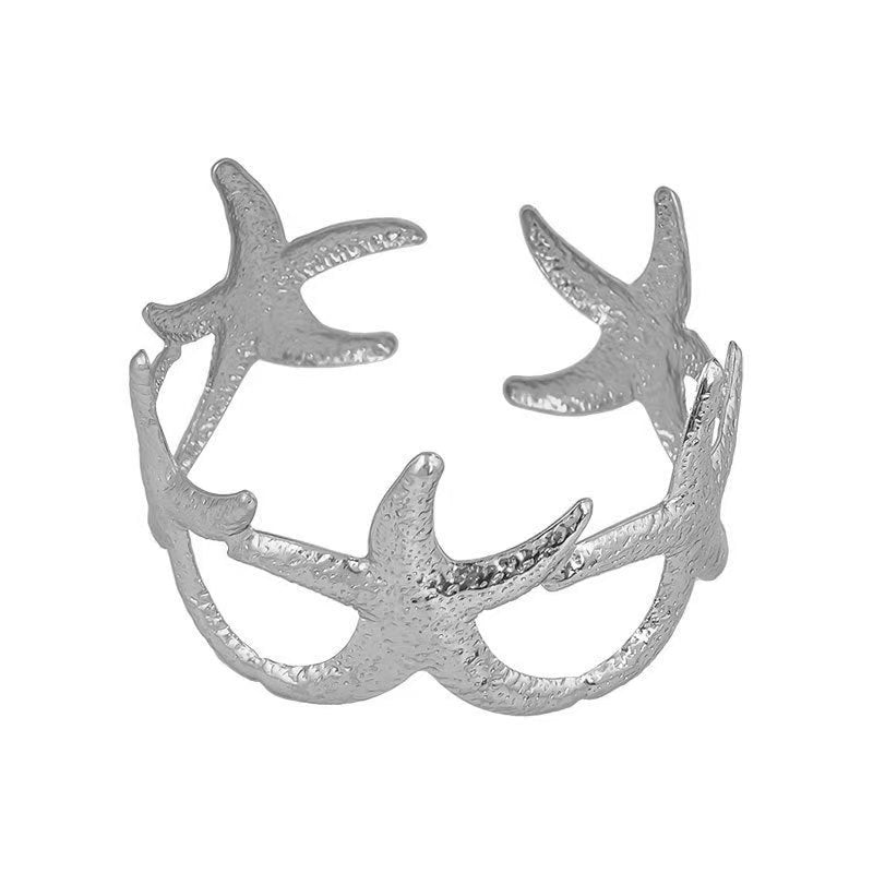 Damen Offener Armreif mit maritimem Muschel- und Seestern-Design Shop Nory