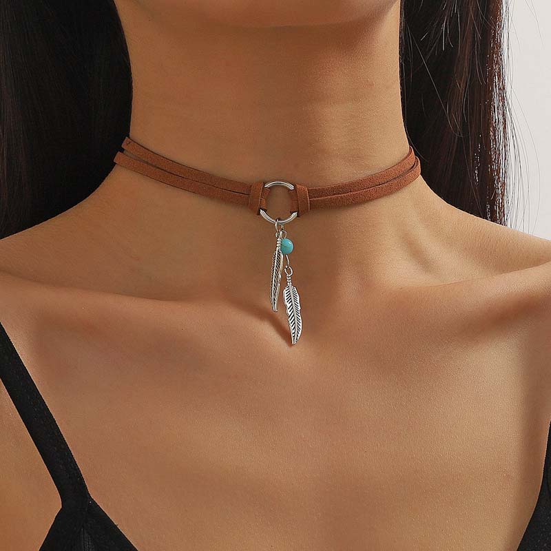 Böhmische Blatt-Anhänger-Halskette | Shop Nory