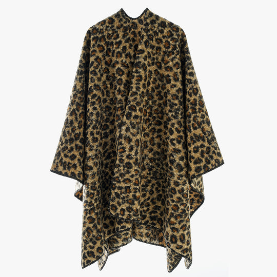 Damen Rechteckiger Wickel‑Ruana mit Leoparden‑Bouclé und feiner Kettelung Shop Nory