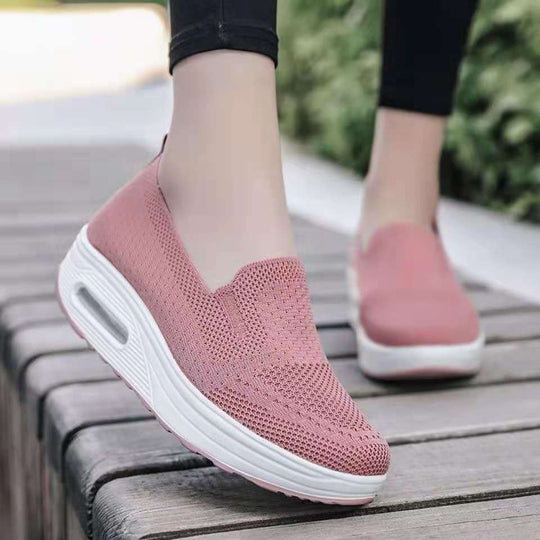 Damen Slip-On Sneakers mit atmungsaktivem Obermaterial und stoßdämpfender Sohle