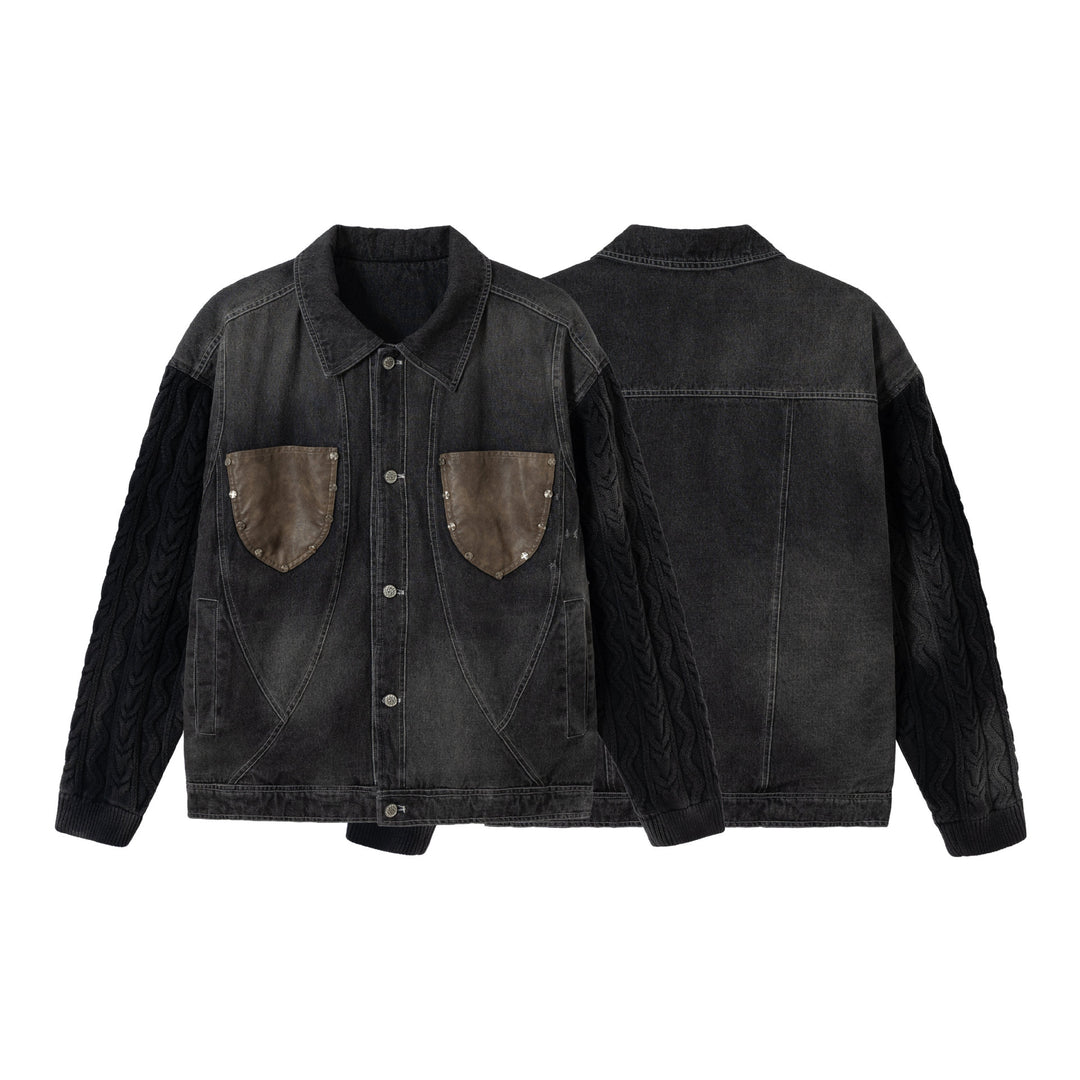 Herren Jeansjacke mit aufgesetzten Lederbrusttaschen und Zopfmusterstrickärmeln Shop Nory