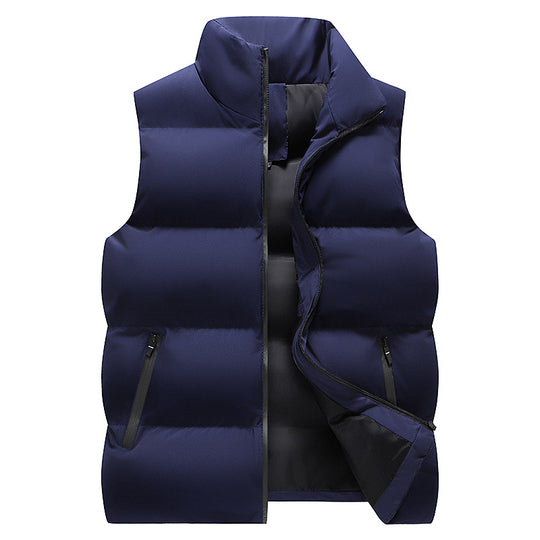 Herren Minimalistische Outdoor-Steppweste mit breiter Blocksteppung, isolierter Wattierung und verdeckten Reißverschlusstaschen Shop Nory
