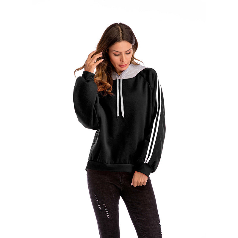 Damen modischer Kapuzenpullover mit kontrastierenden Ärmeln und lässigem Schnitt Shopnory