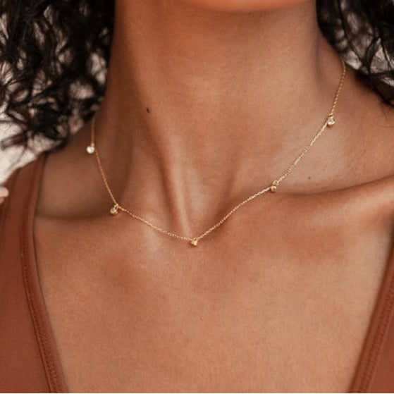 Damen Fußkettchen mit funkelnden Zirkonia-Details und elegantem Kettendesign Shop Nory