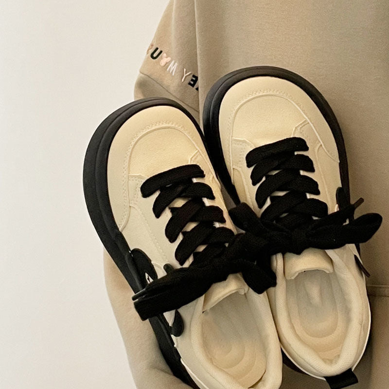 Damen Plateau-Sneaker mit auffälliger Tierapplikation und gepolstertem Komfortkragen Shop Nory