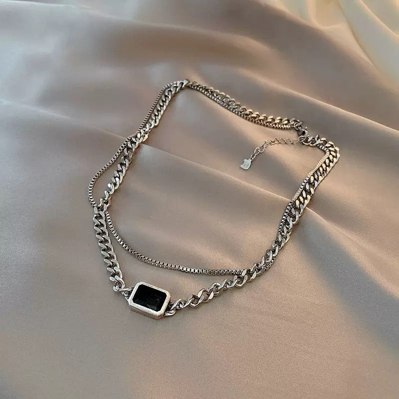 Damen modische Kette mit einzigartigem Quarzanhänger Shop Nory