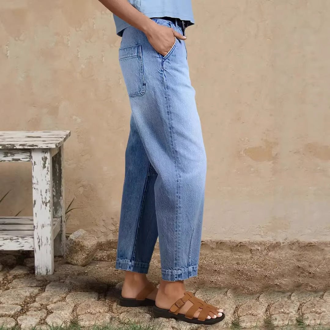 Damen lockere Jeans mit stylish cropped Schnitt und hohem Bund