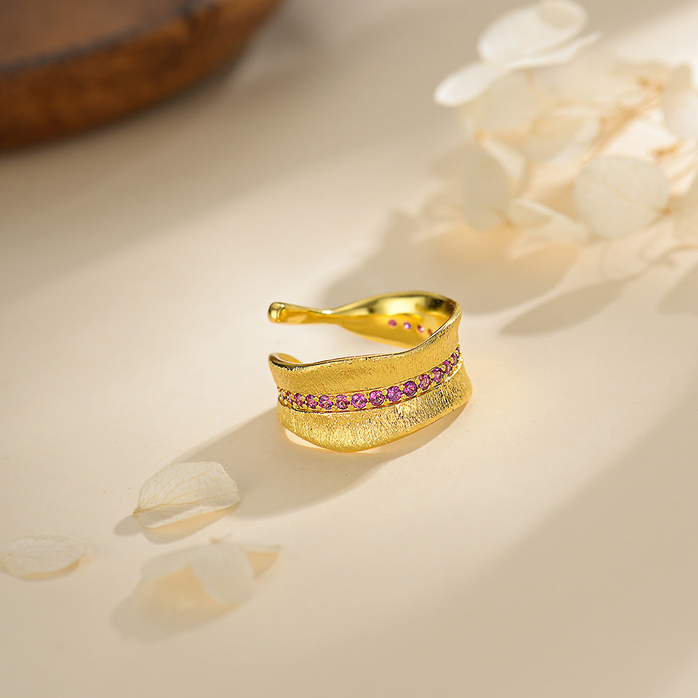 Damen Ring mit funkelndem Zirkonia und geschwungenem Design Shop Nory