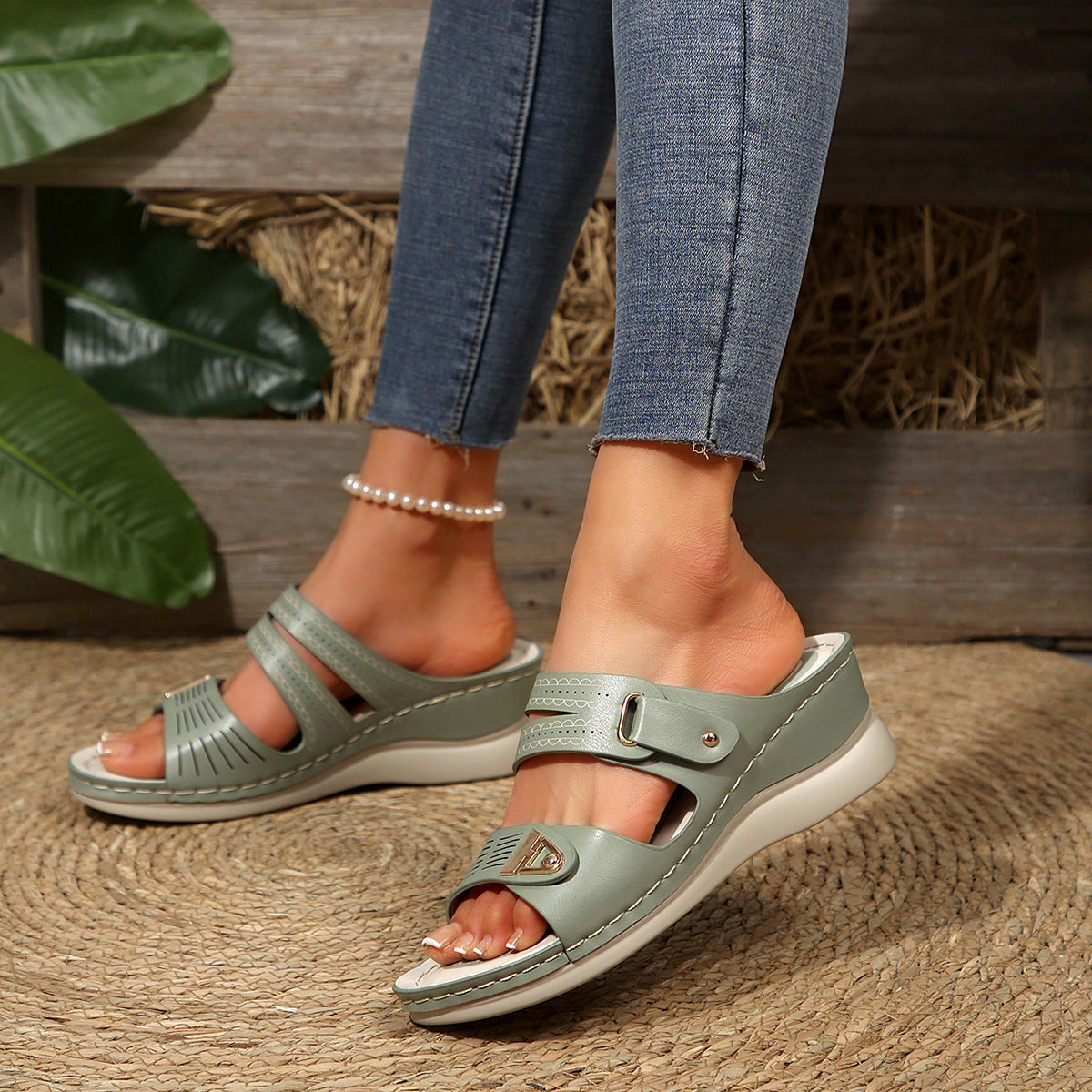 Damen Wedge-Pantoletten mit raffiniertem Riemchendesign und ergonomischem Fußbett