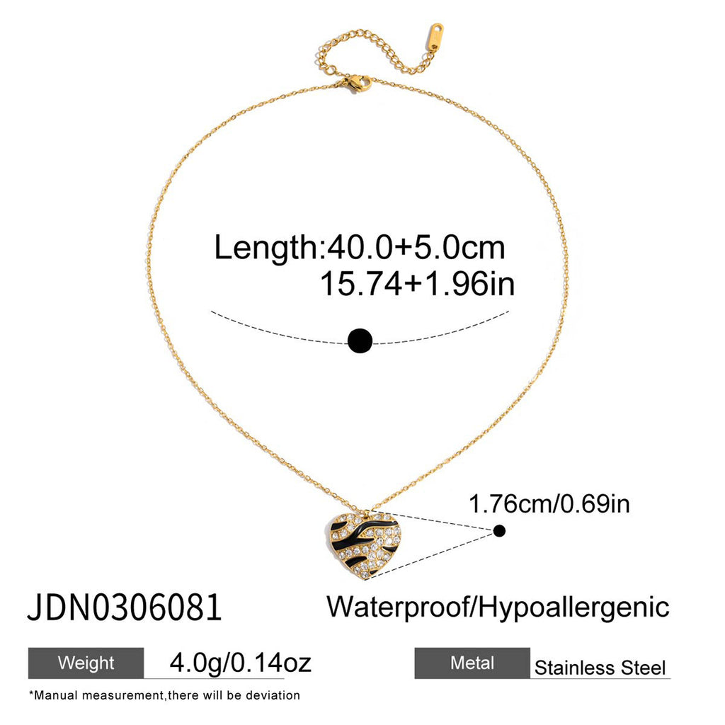 Damen elegante Halskette aus hypoallergenem Edelstahl mit luxuriösen Perlendetails Shop Nory