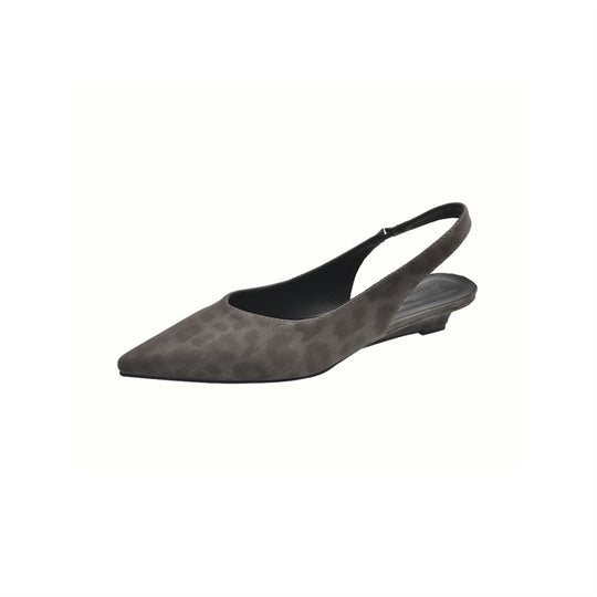 Damen Minimalistische spitz zulaufende Slingback‑Ballerinas aus Softlederoptik mit gepolstertem Fußbett Shop Nory
