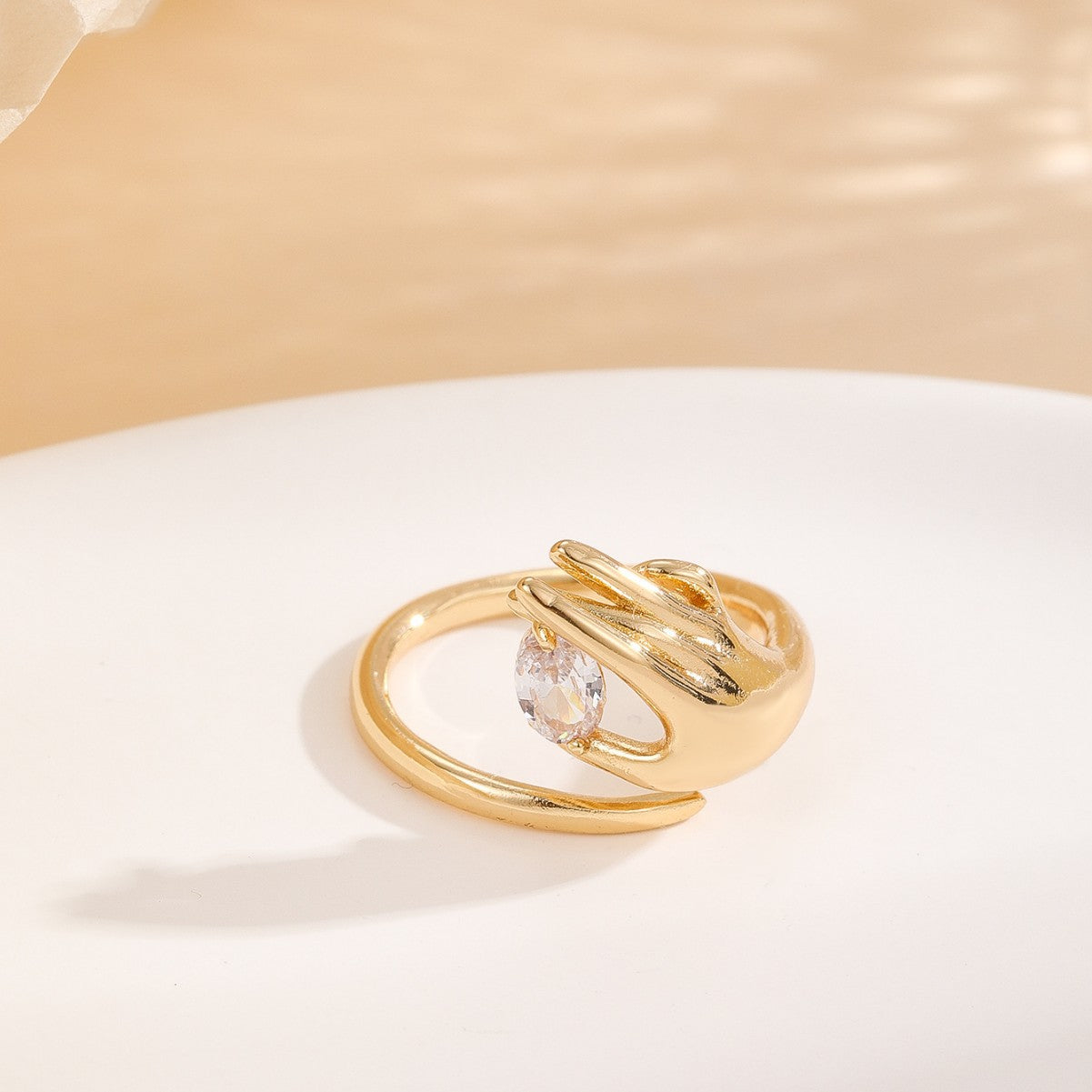 Damenring im eleganten Handdesign Shop Nory