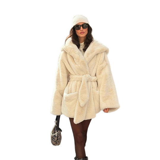 Damen Oversize Teddy-Mantel mit extragroßem Schalkragen und Wickelgürtel Shop Nory