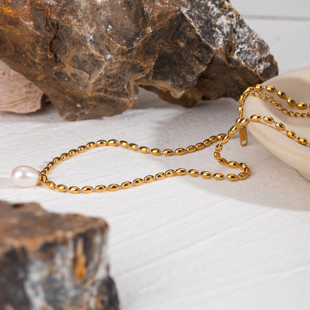 Damen Halskette mit Perlenanhänger und hypoallergener Edelstahlverarbeitung Shop Nory