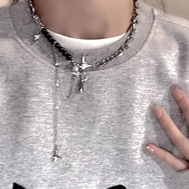 Damen Kette mit kombiniertem Design aus Perlen und Anhängern Shop Nory