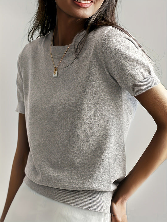 Damen Feinstrickpullover mit Kurzarmiger Silhouette und Weich Fließendem Material