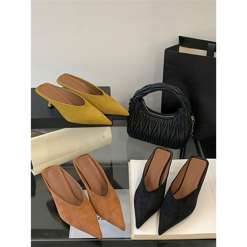 Damen Spitz zulaufende Schlupf‑Mules mit sculpted Kittenabsatz Shop Nory