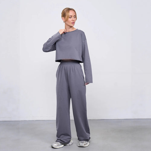 Damen Kurzgeschnittenes Sweatshirt und High-Waist Relax-Jogginghose Set Shop Nory