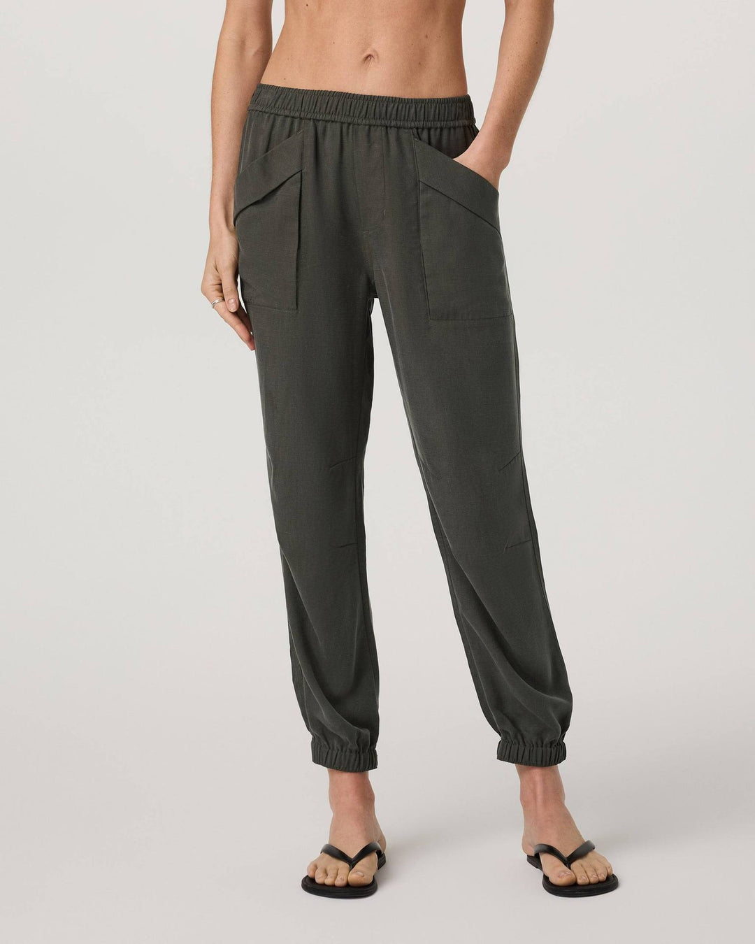 Damen Relax-Joggerhose mit hohem Gummibund und aufgesetzten Taschen Shop Nory