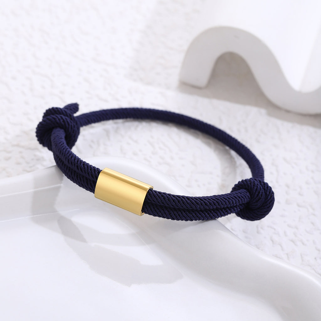 Damen geflochtenes Armband mit goldfarbener Akzentverschlusseinheit Shop Nory