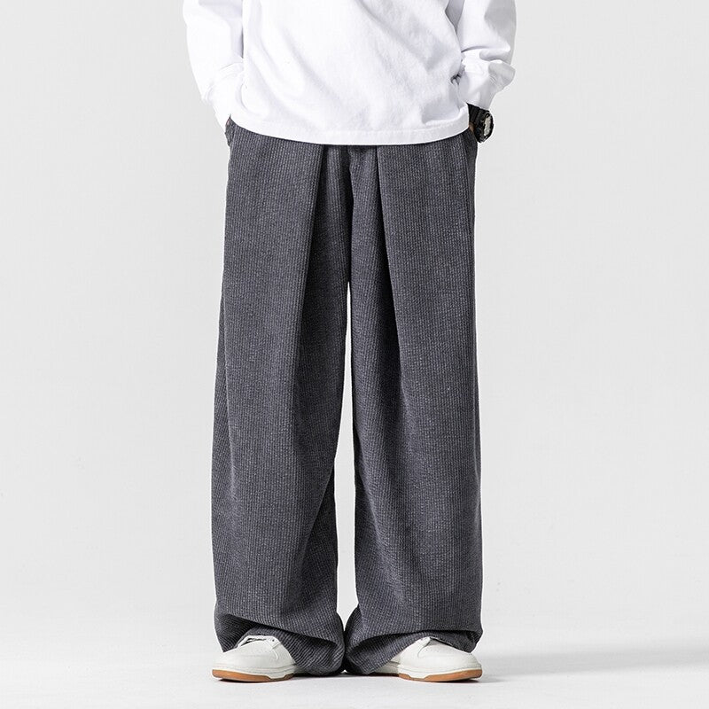 Herren Weite Cordhose mit Bundfalten und Relaxed-Silhouette Shop Nory